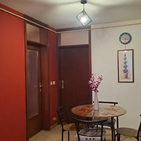 By Didi 4u2stay Appartement