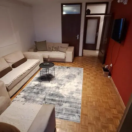 By Didi 4u2stay Apartman Szarajevó
