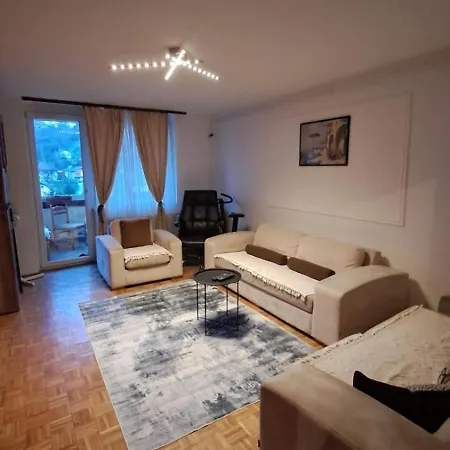 Apartman By Didi 4u2stay Szarajevó